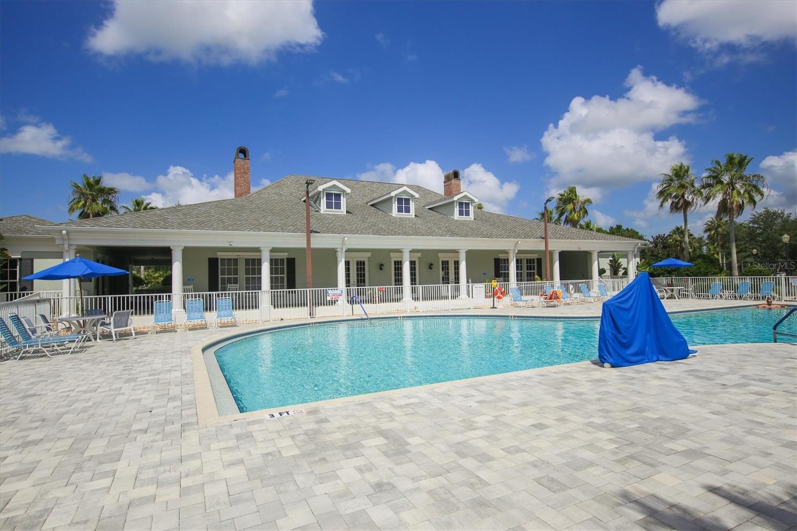 TOWNS AT LAKESIDE - Residential