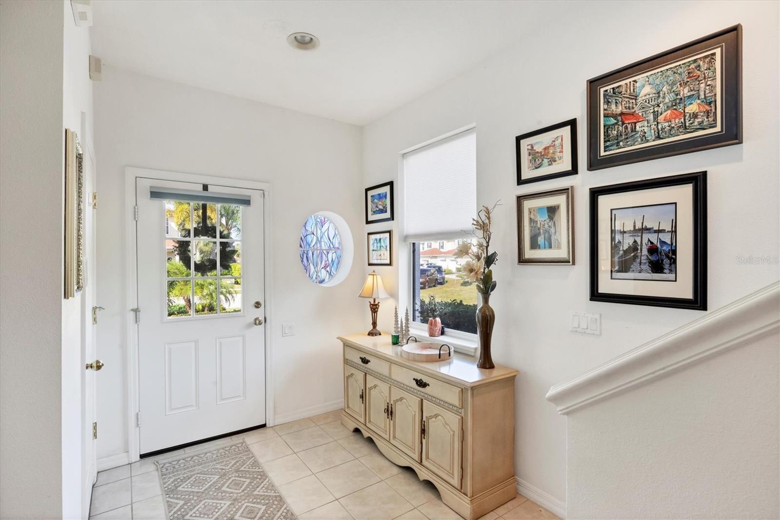 TOWNS AT LAKESIDE - Residential