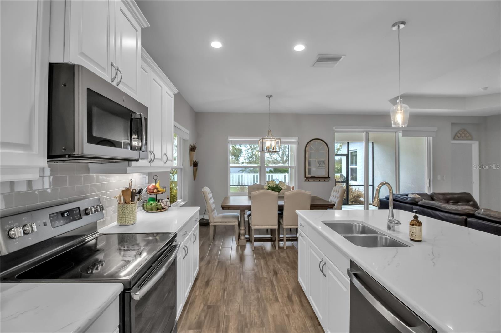 RIDGE AT CROSSING CREEK PH I - Residential