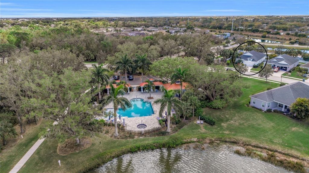 Photo of 7798 Ridgelake Circle, Bradenton, FL 34203 (MLS # A4685312)