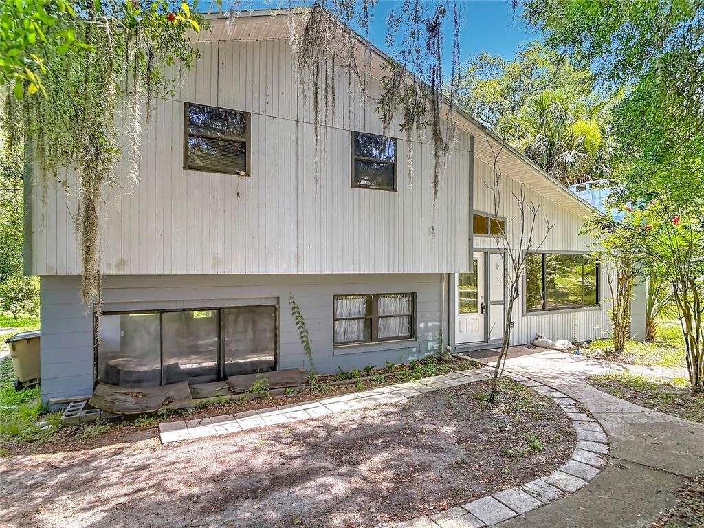 Photo of 24930 Avenue C, Paisley, FL 32767 (MLS # G5114696)
