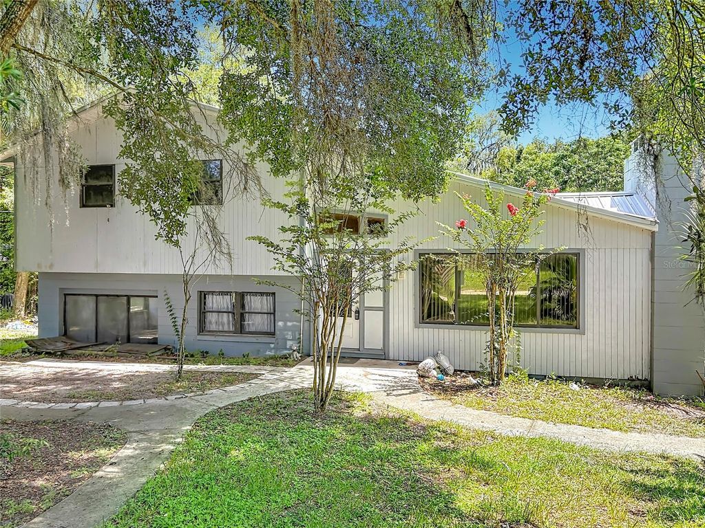 Photo of 24930 Avenue C, Paisley, FL 32767 (MLS # G5114696)