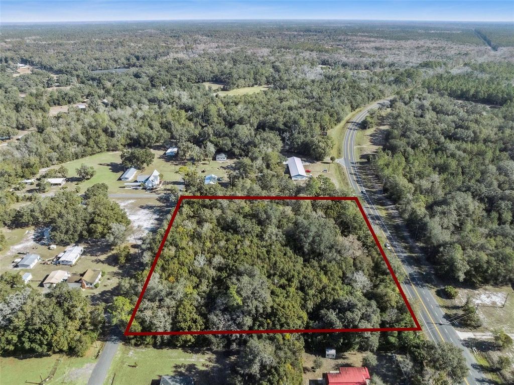 Photo of E Broad Street, Pierson, FL 32180 (MLS # V4947289)