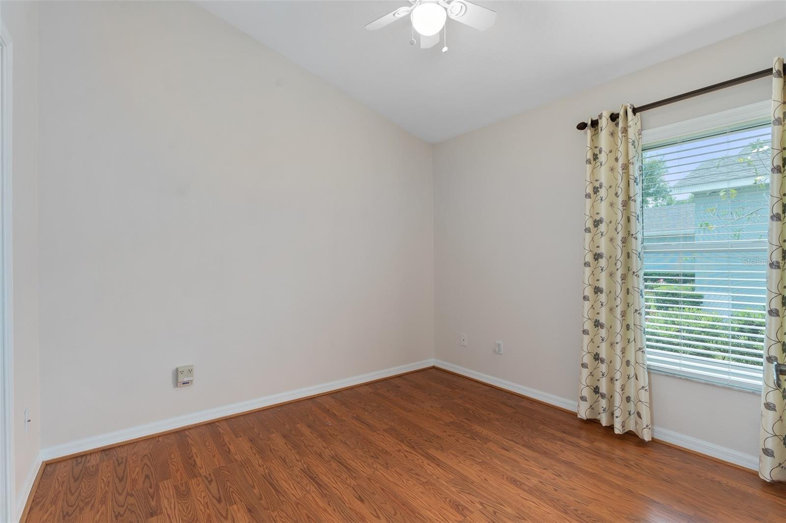 WATERFORD CHASE VILLAGE TR E - Residential Lease