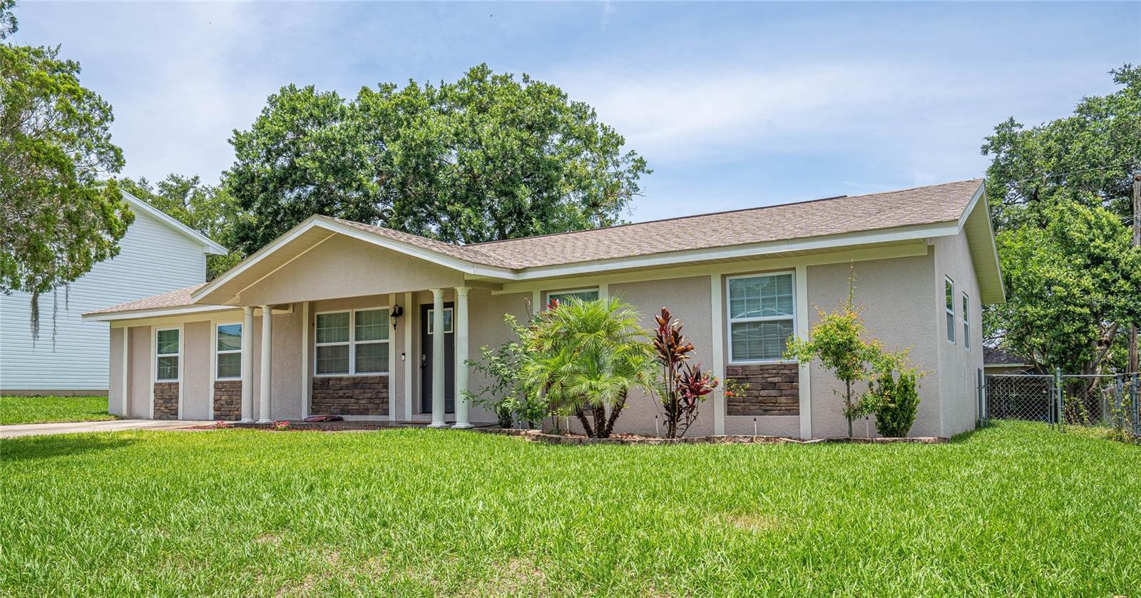 ~Beautifully Remodeled 4/2 South Lakeland Residence Offered for Lease~
This spacious home offers over 1600 square feet of living space. The original garage has been converted into a bonus/bedroom and includes a walk-in closet. Additional features include an abundance of natural lighting, fresh neutral colors, inside laundry room, generous size kitchen with stainless steel appliances, glass backsplash, solid wood cabinetry and granite countertops, French doors leading out to an open patio, sizeable fenced yard and a two garage.