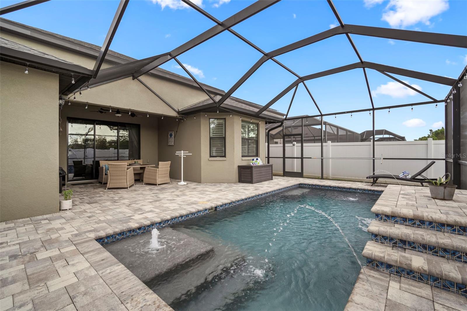 PADDOCK MANOR - Residential