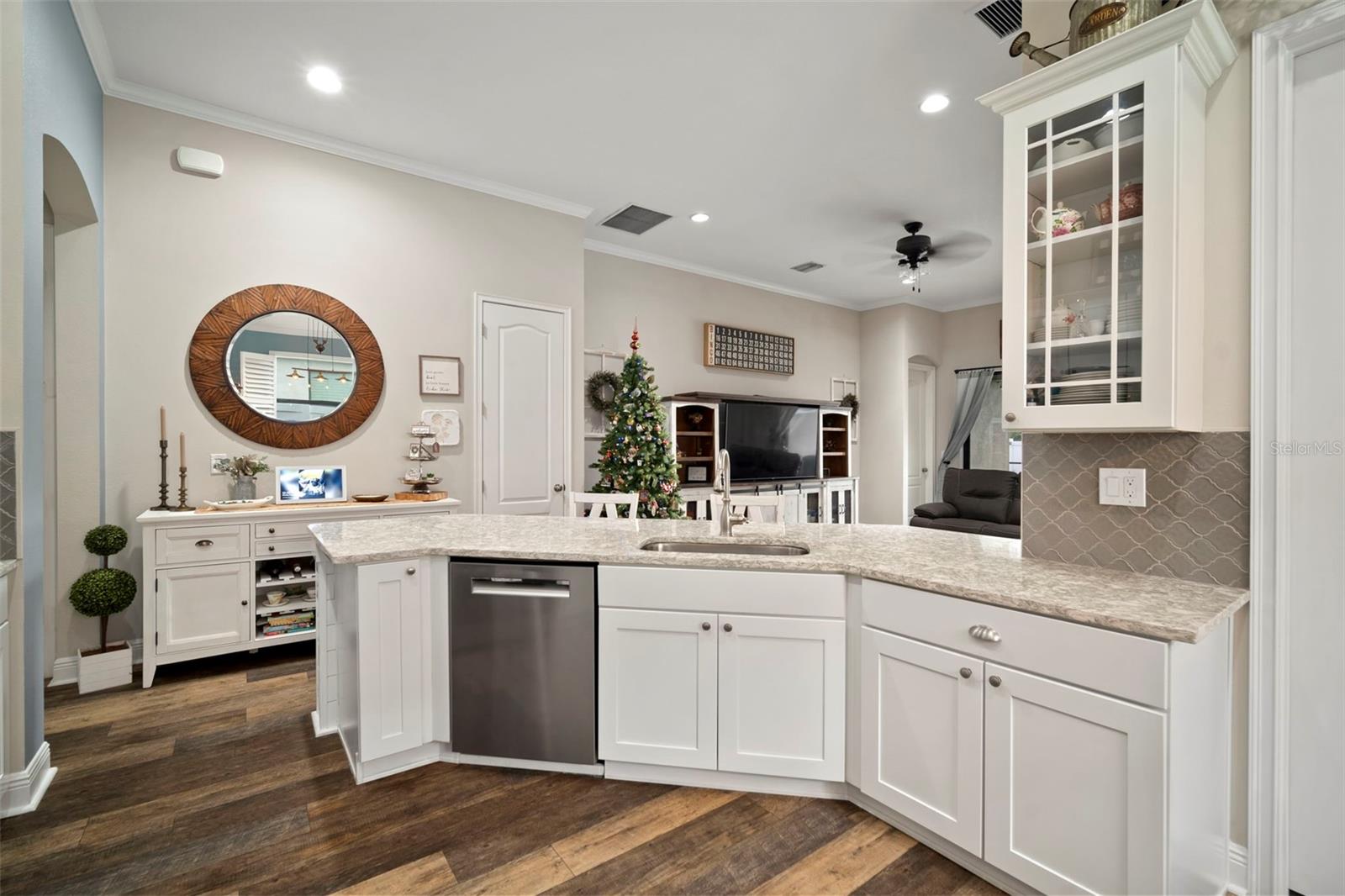 PADDOCK MANOR - Residential