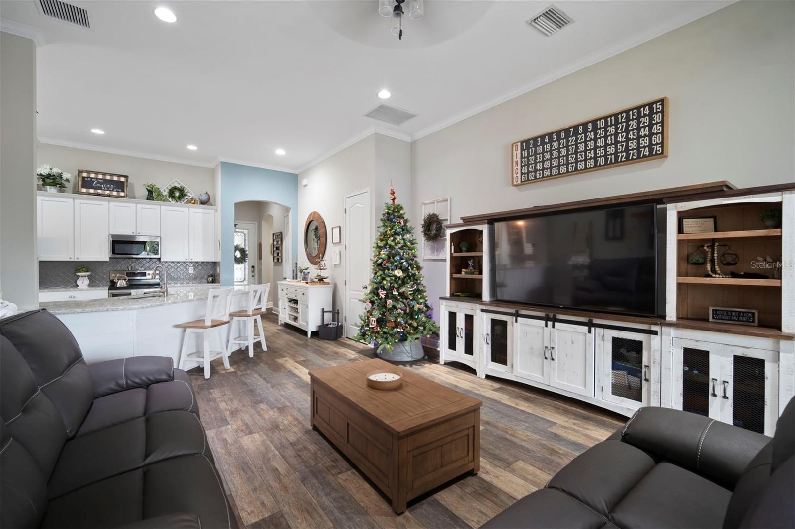 PADDOCK MANOR - Residential