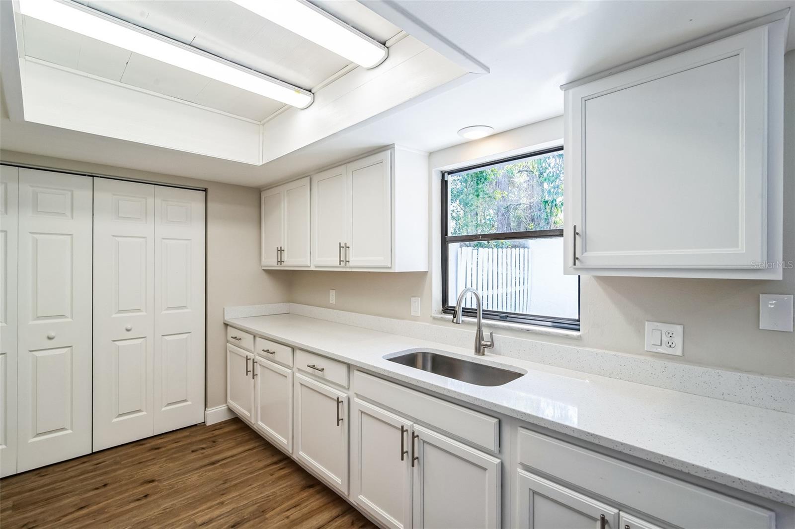 412 SEA GULL COURT