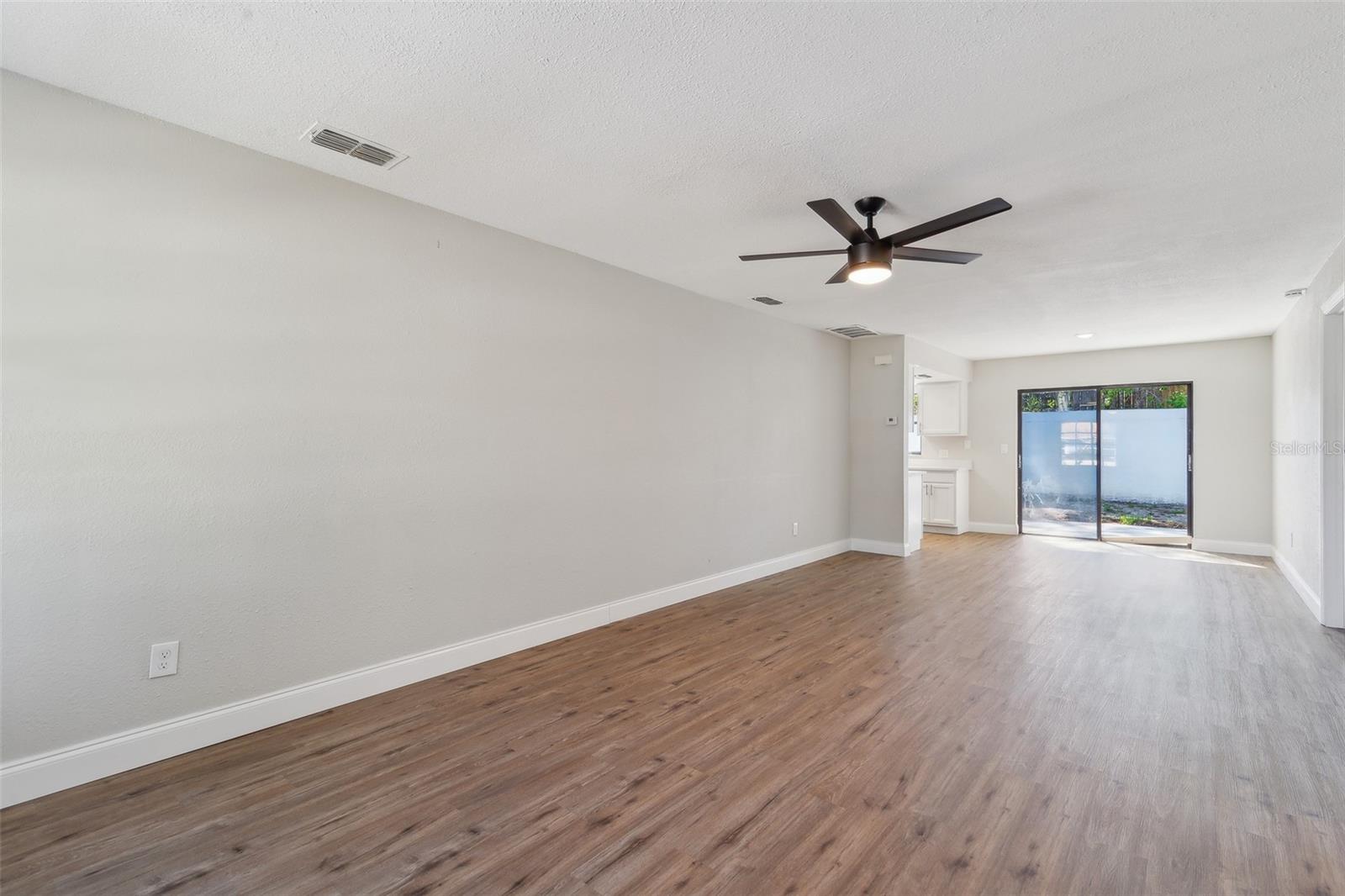 412 SEA GULL COURT