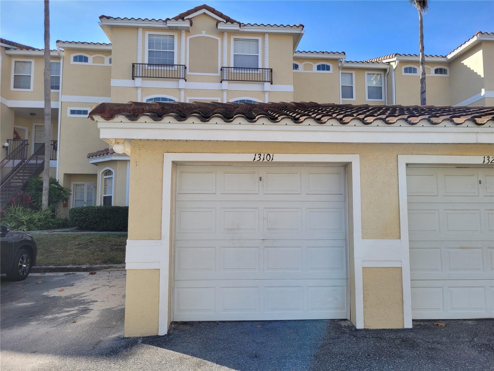 KEY WEST A CONDOMINIUM - Residential Lease