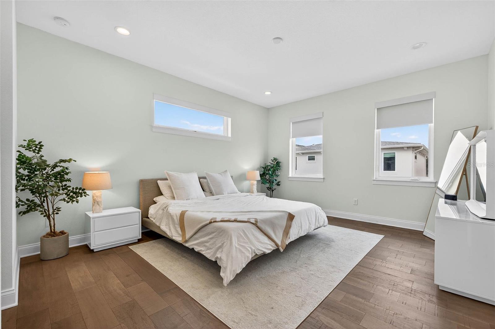 LEGACY PARK TWNHMS - Residential