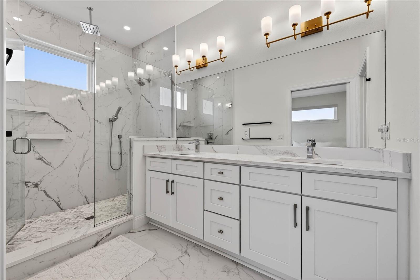 LEGACY PARK TWNHMS - Residential