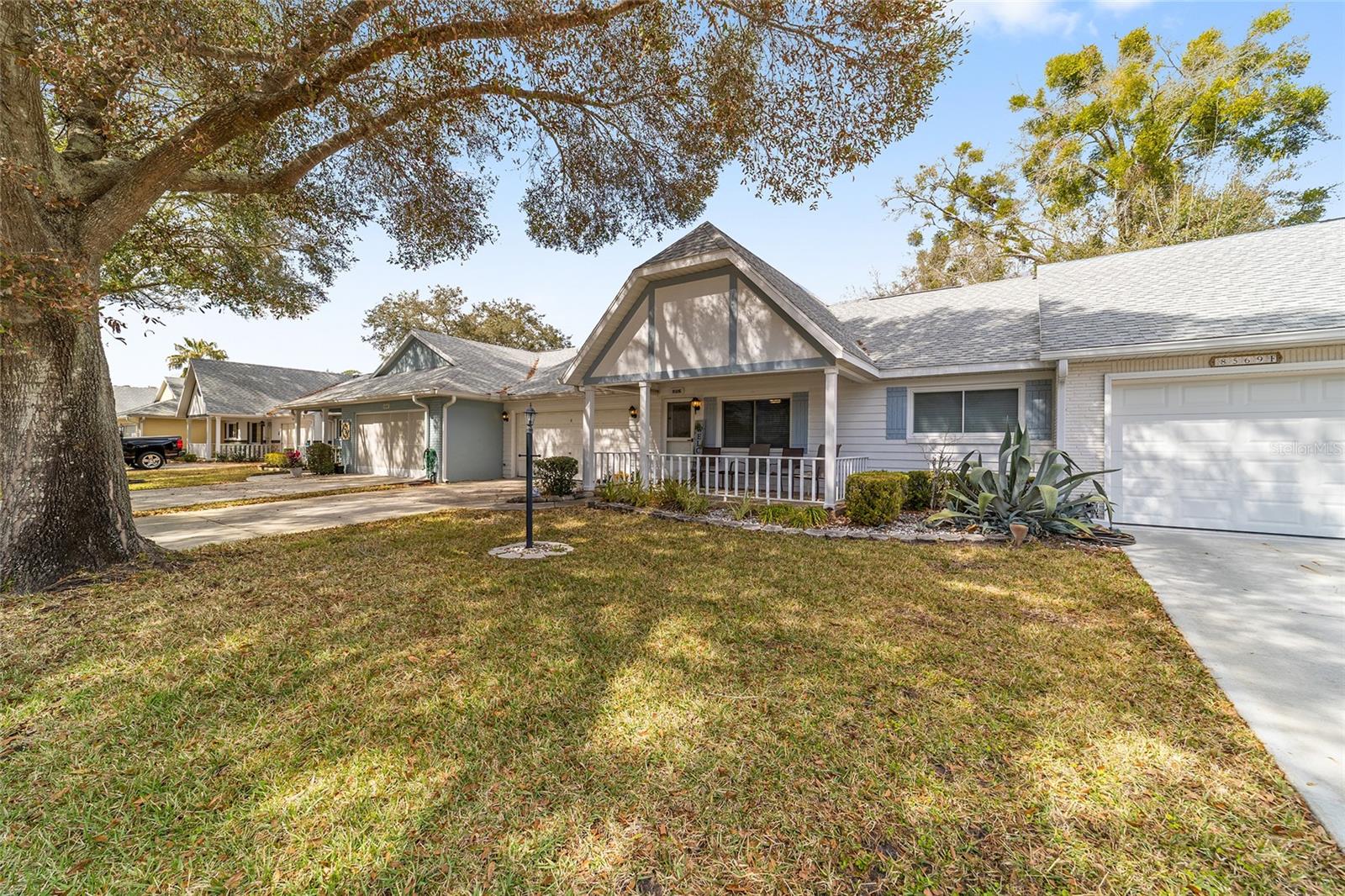 ON TOP OF THE WORLD - Residential