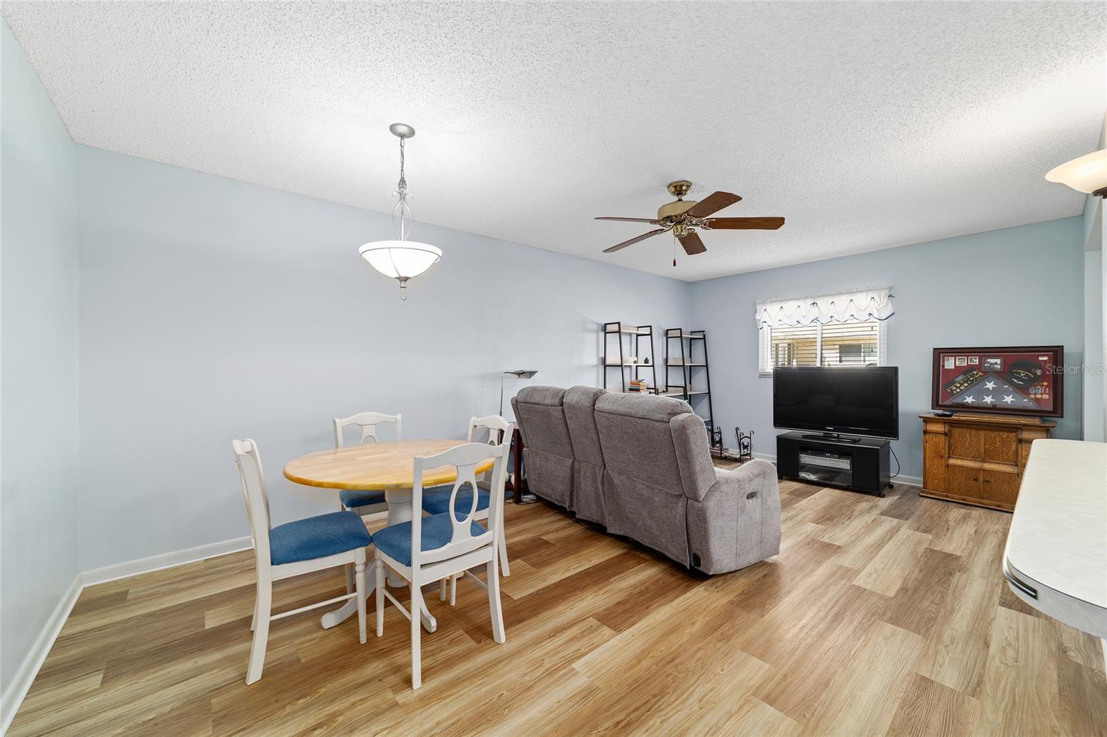 ON TOP OF THE WORLD - Residential