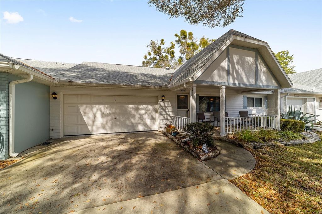 Photo of 8569 SW 92nd Lane #E, Ocala, FL 34481 (MLS # OM719425)