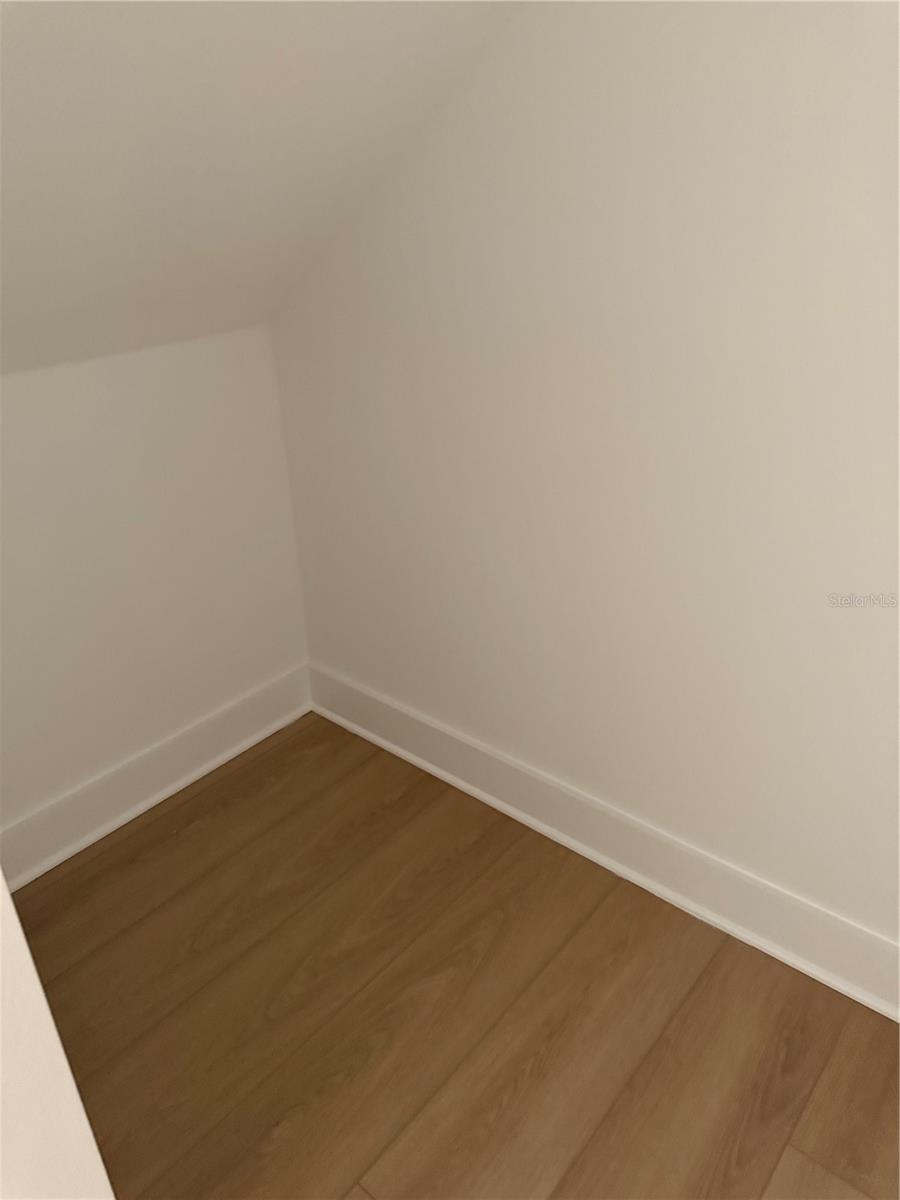 RIVERSIDE OAKS - Residential