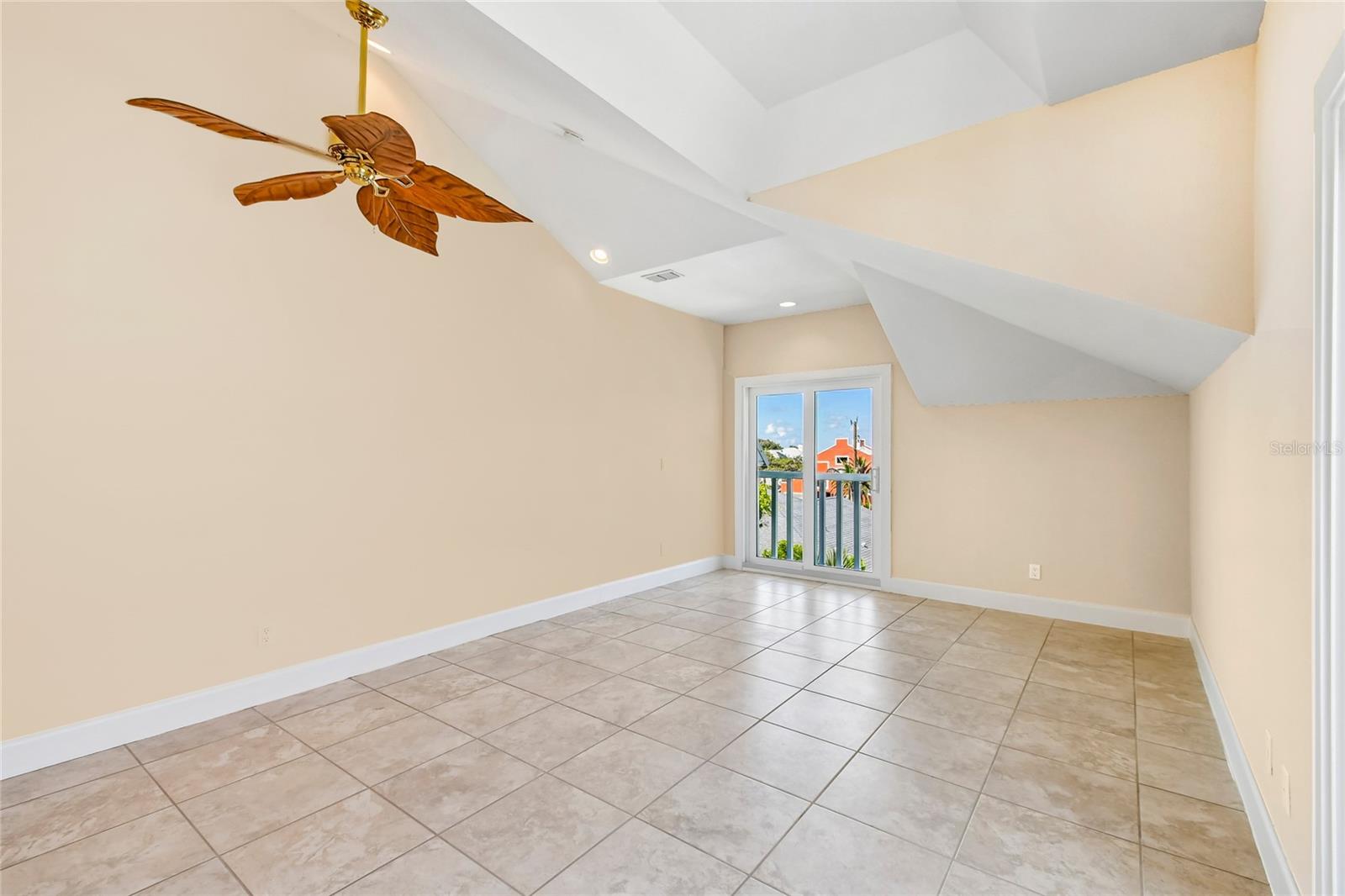 BETHUNE VOLUSIA BEACH - Residential