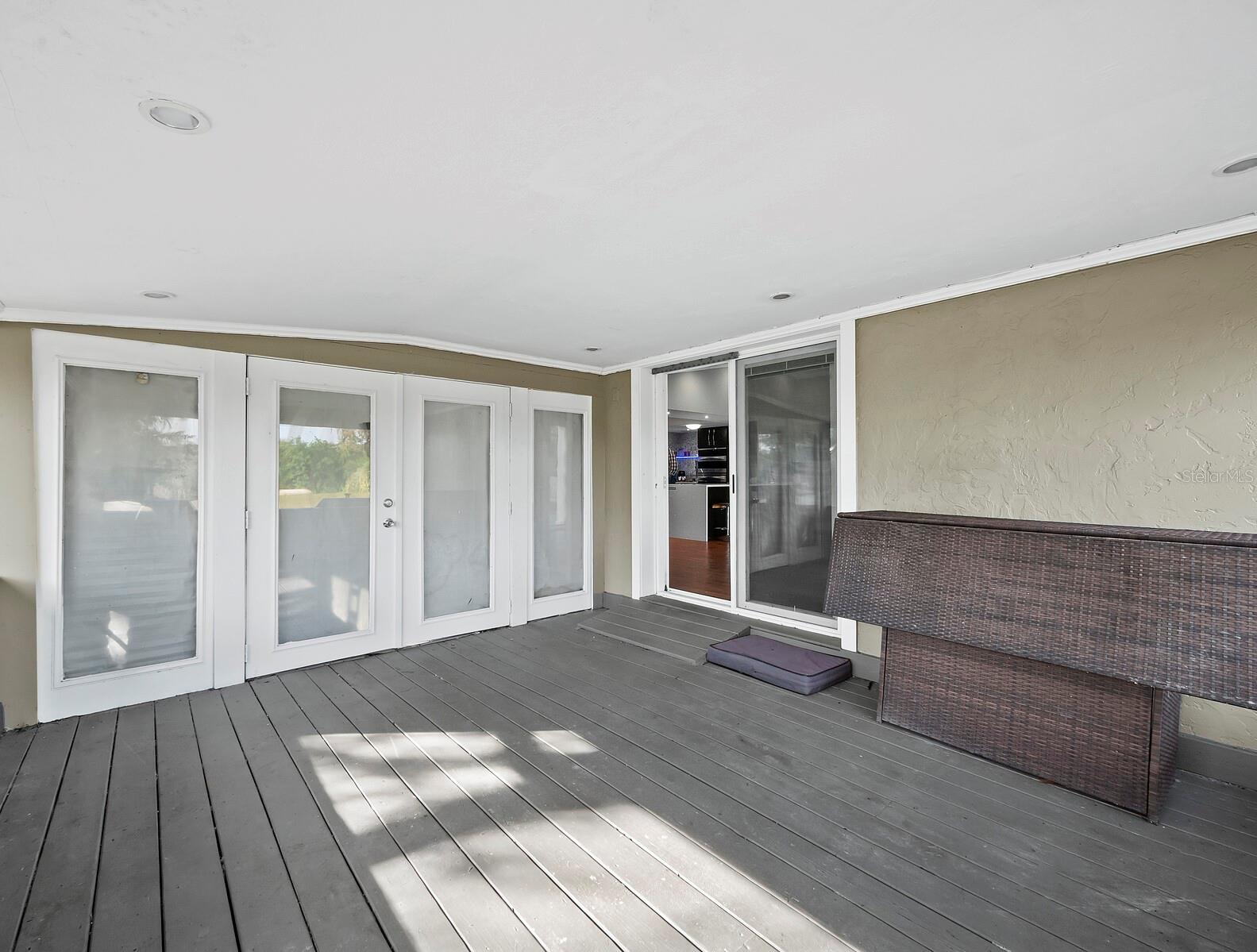 SARASOTA PLANTATIONS - Residential