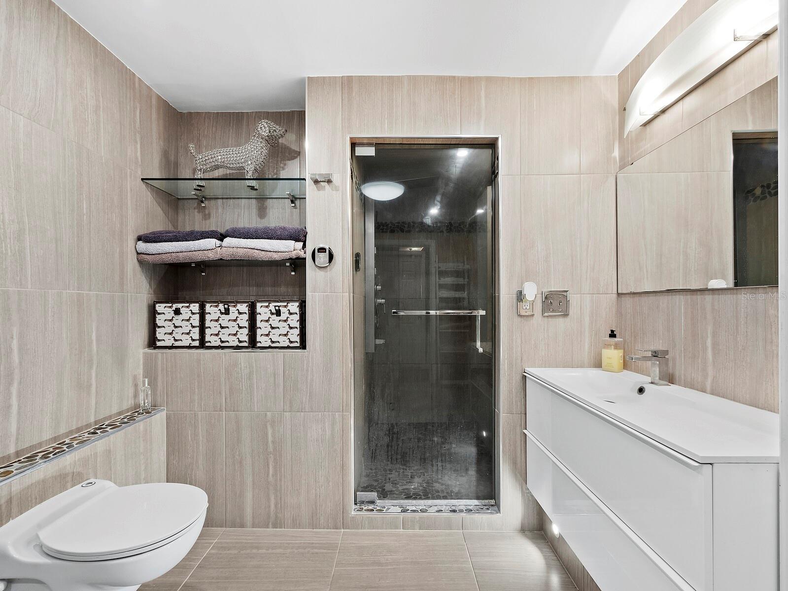 SARASOTA PLANTATIONS - Residential