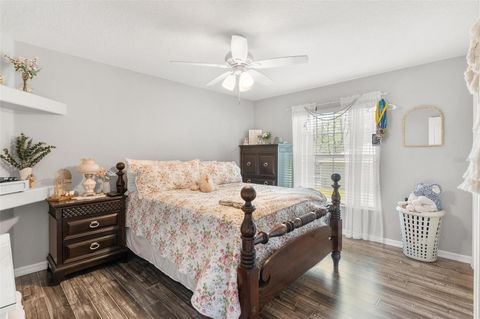 Tiny photo for 1027 Urico Golf Road, Lady Lake, FL 32159 (MLS # G5112202)