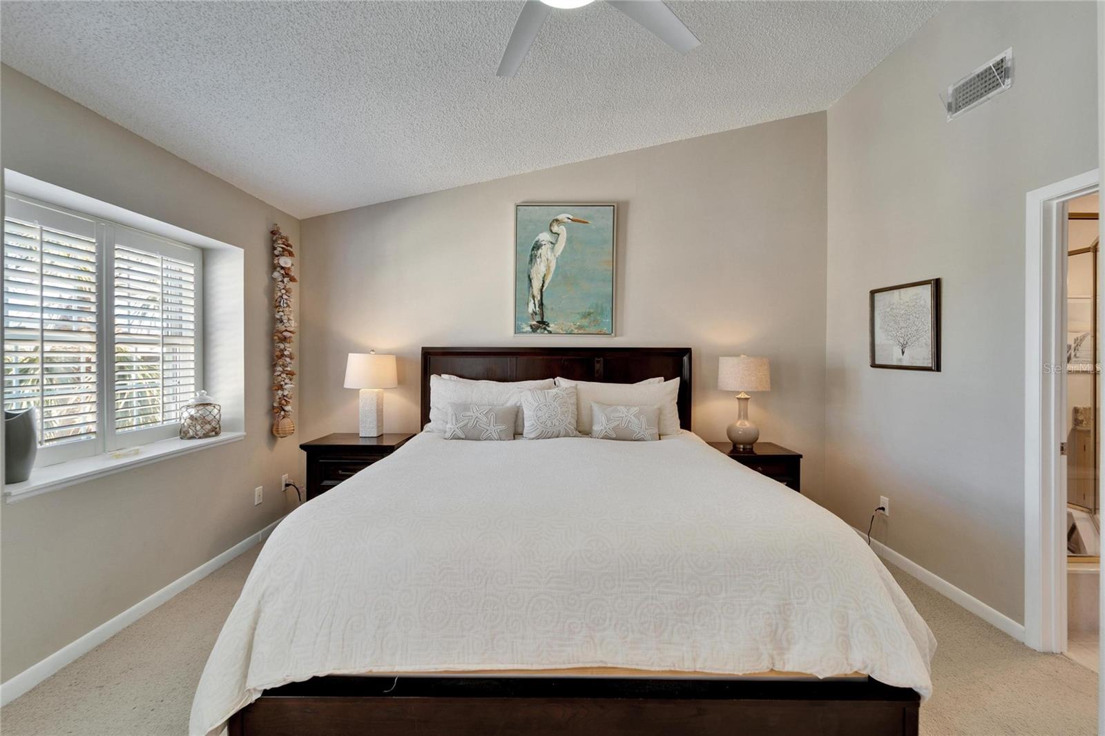 SUNSET REEF - Residential