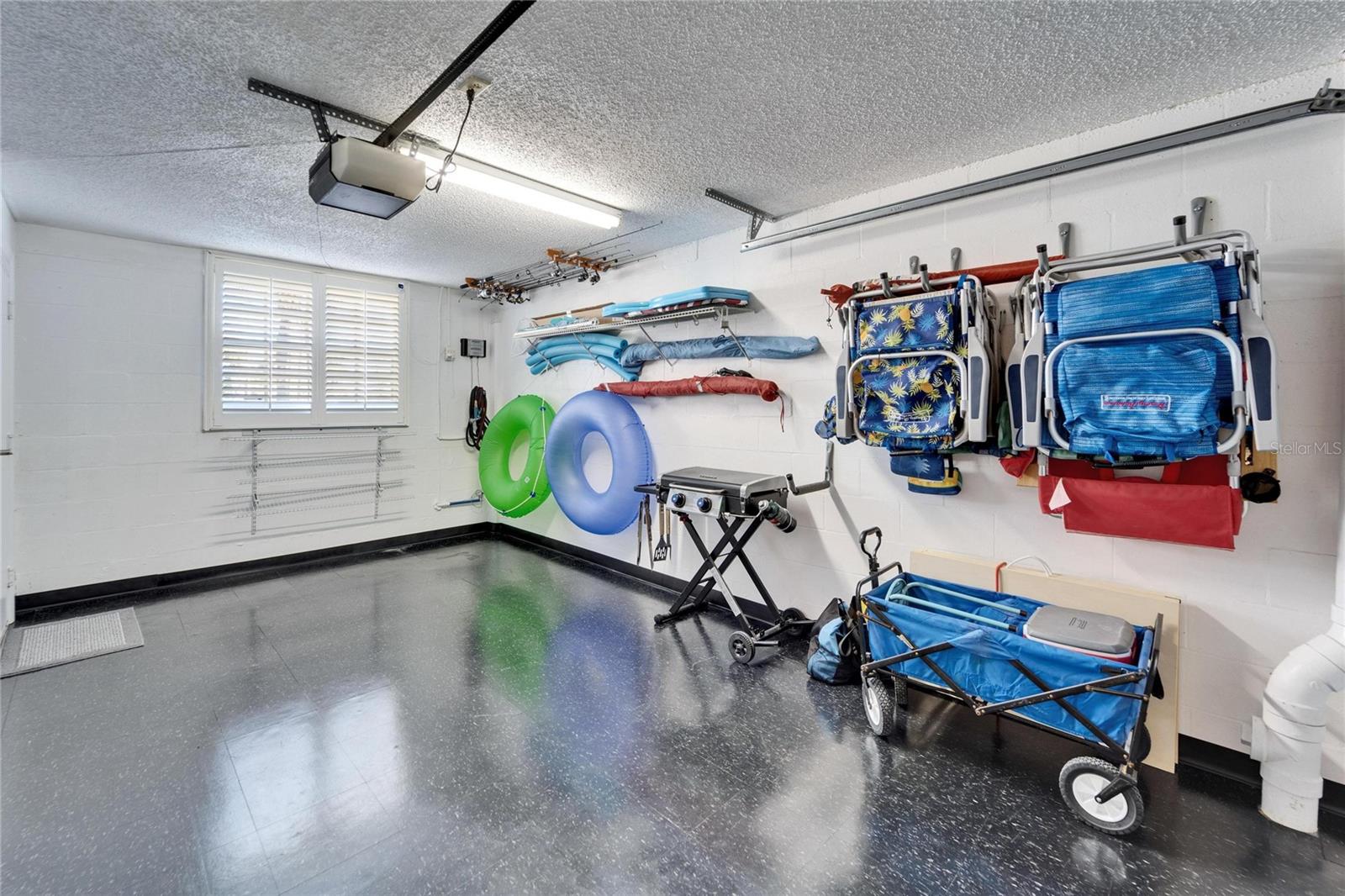 SUNSET REEF - Residential