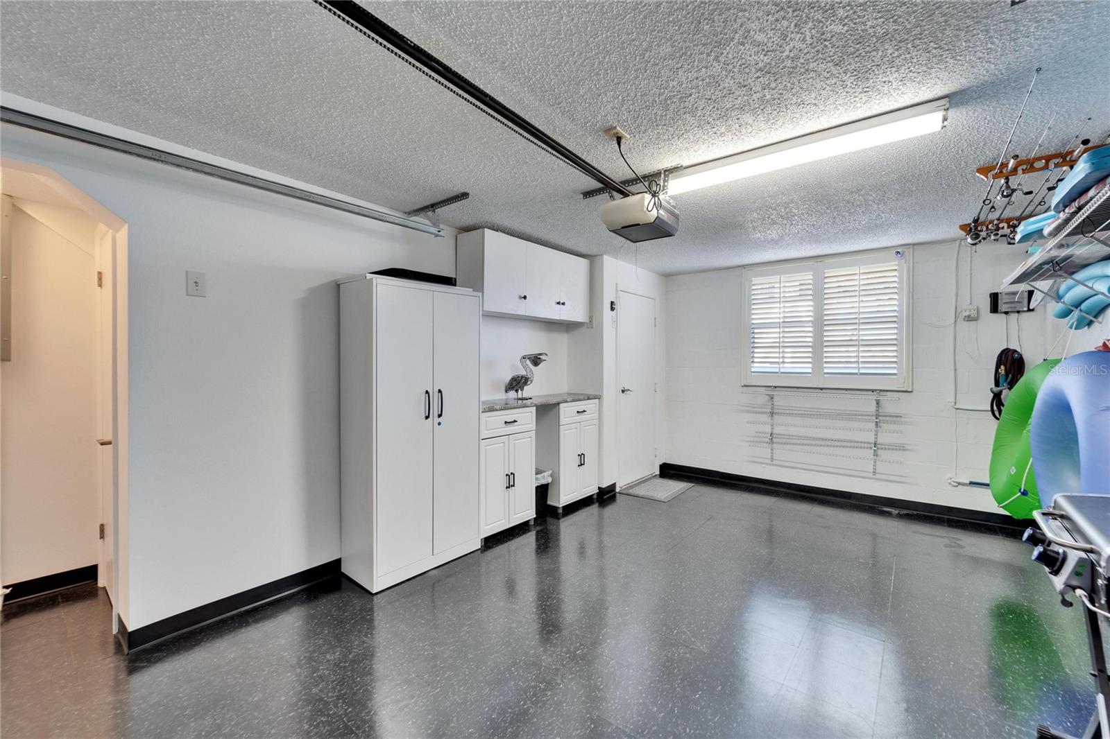 SUNSET REEF - Residential