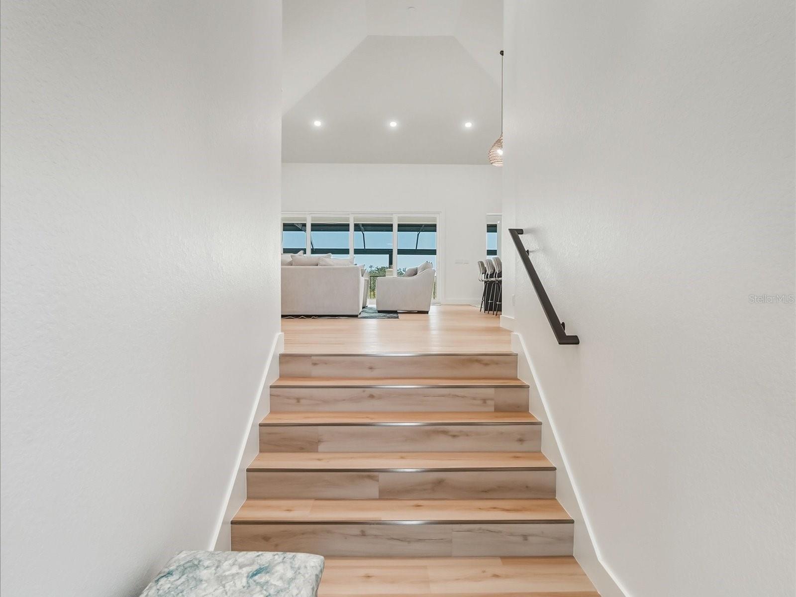 ENGLEWOOD SOUTH - Residential