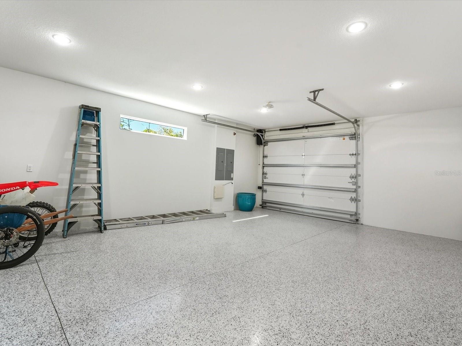 ENGLEWOOD SOUTH - Residential