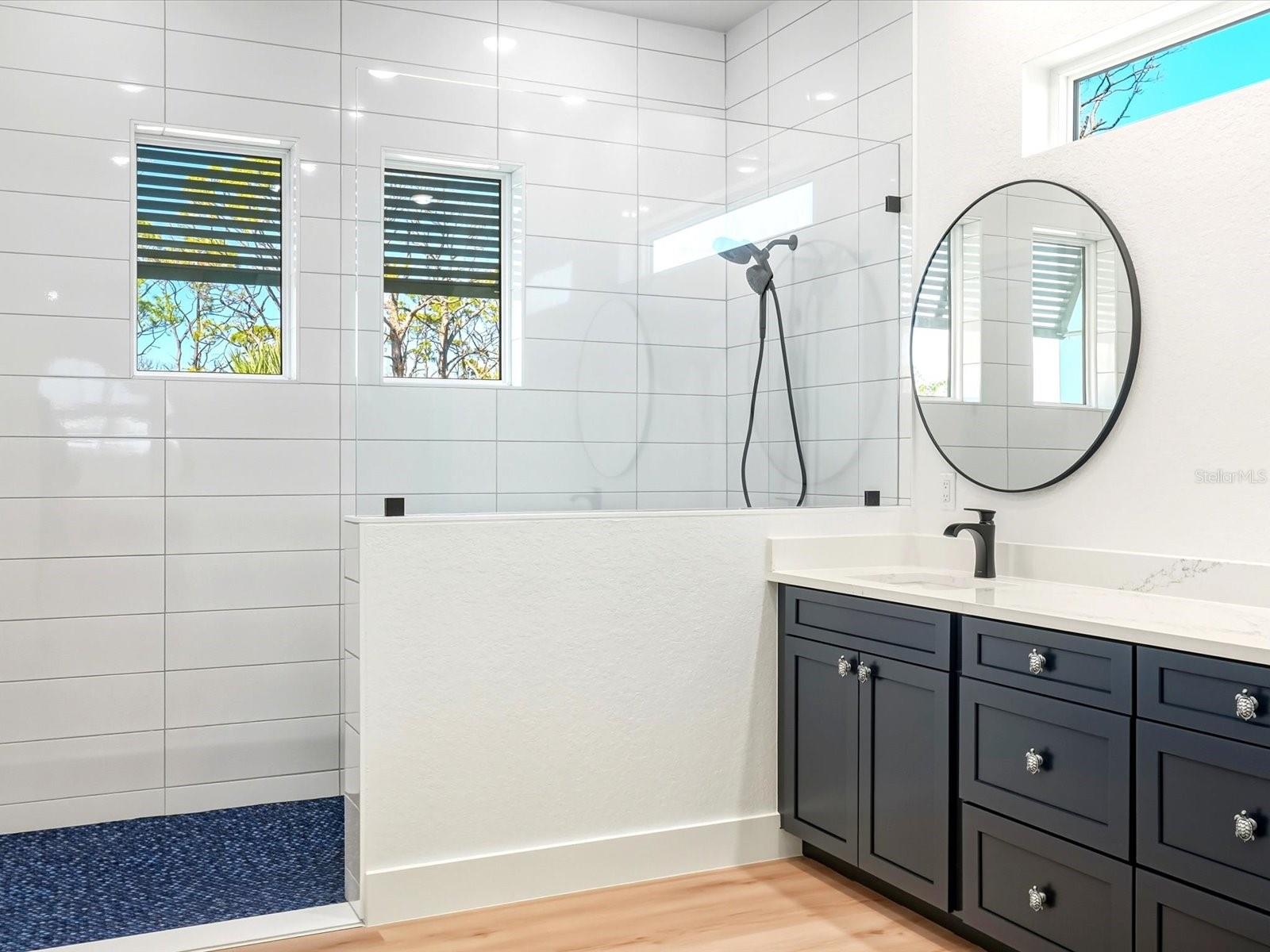 ENGLEWOOD SOUTH - Residential