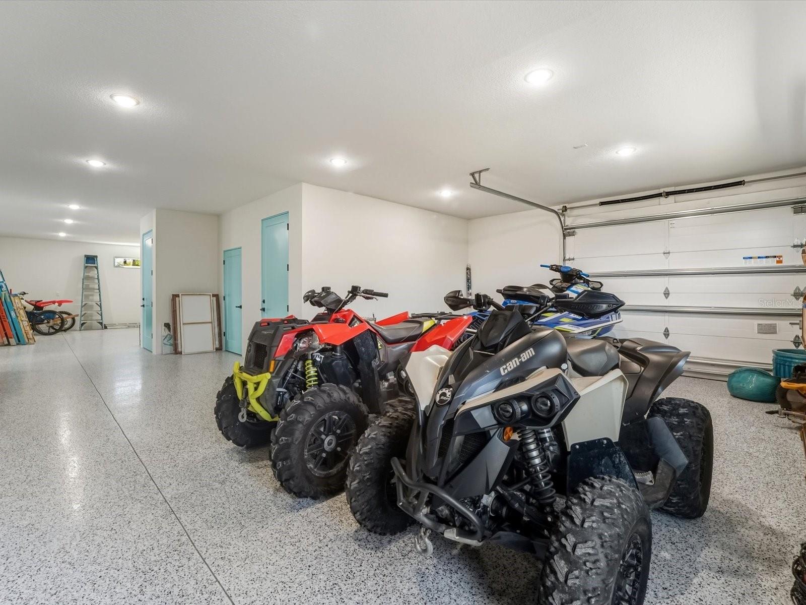 ENGLEWOOD SOUTH - Residential