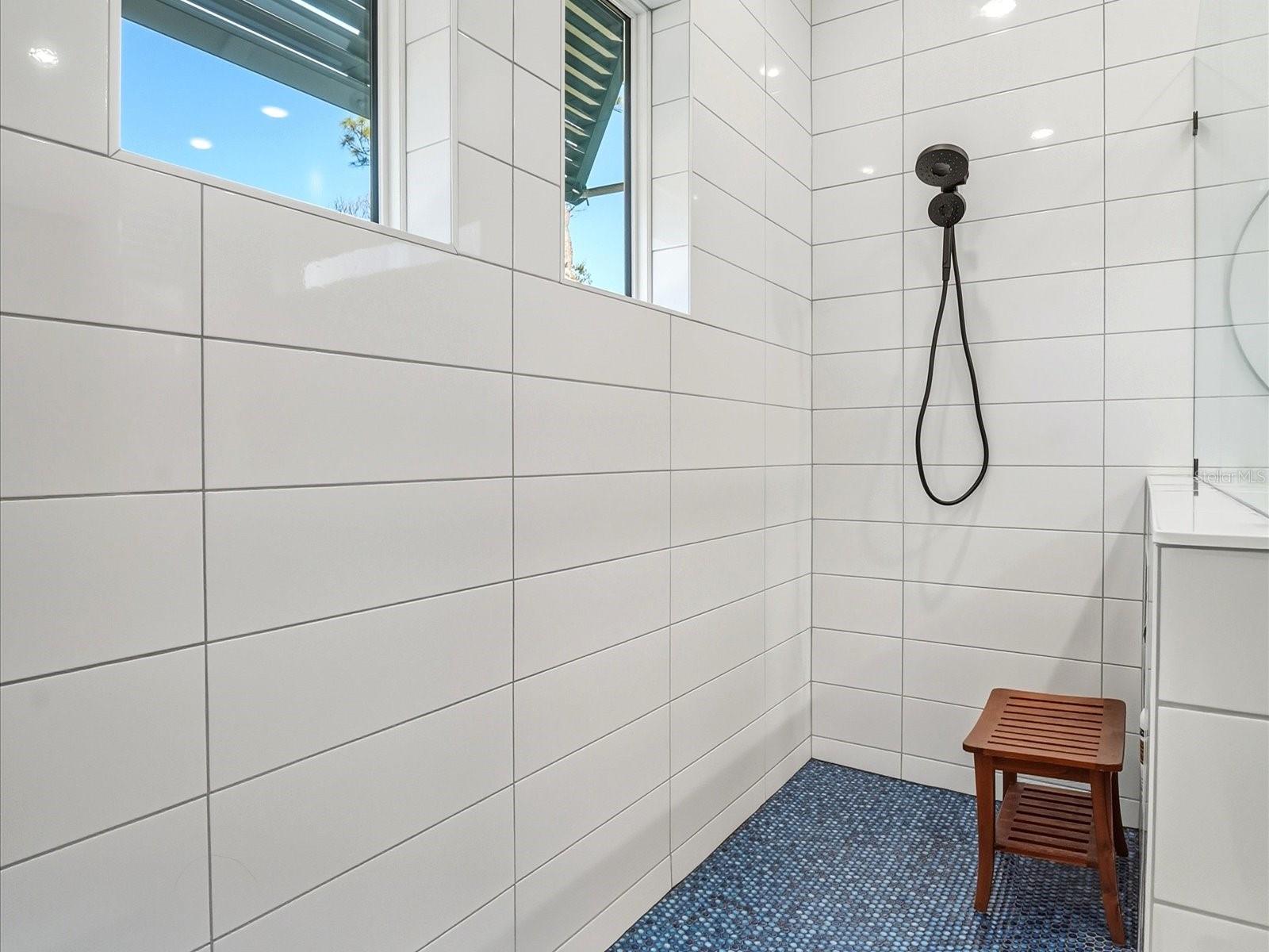 ENGLEWOOD SOUTH - Residential