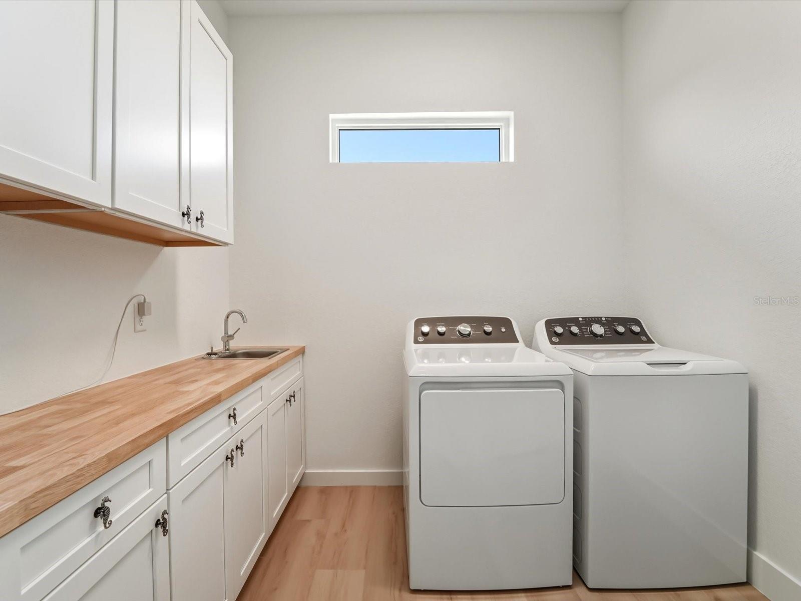 ENGLEWOOD SOUTH - Residential