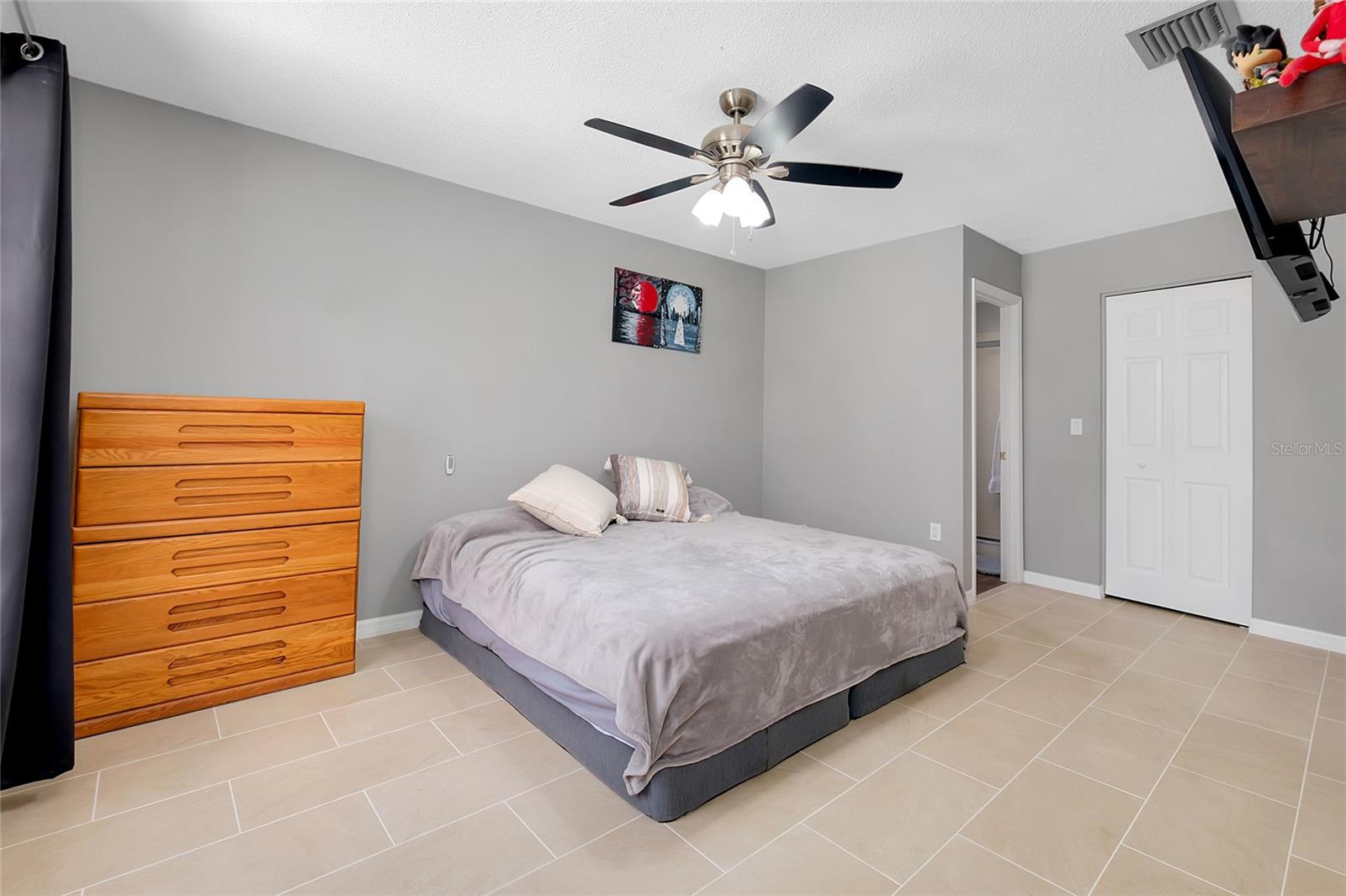 LAKE SARASOTA - Residential