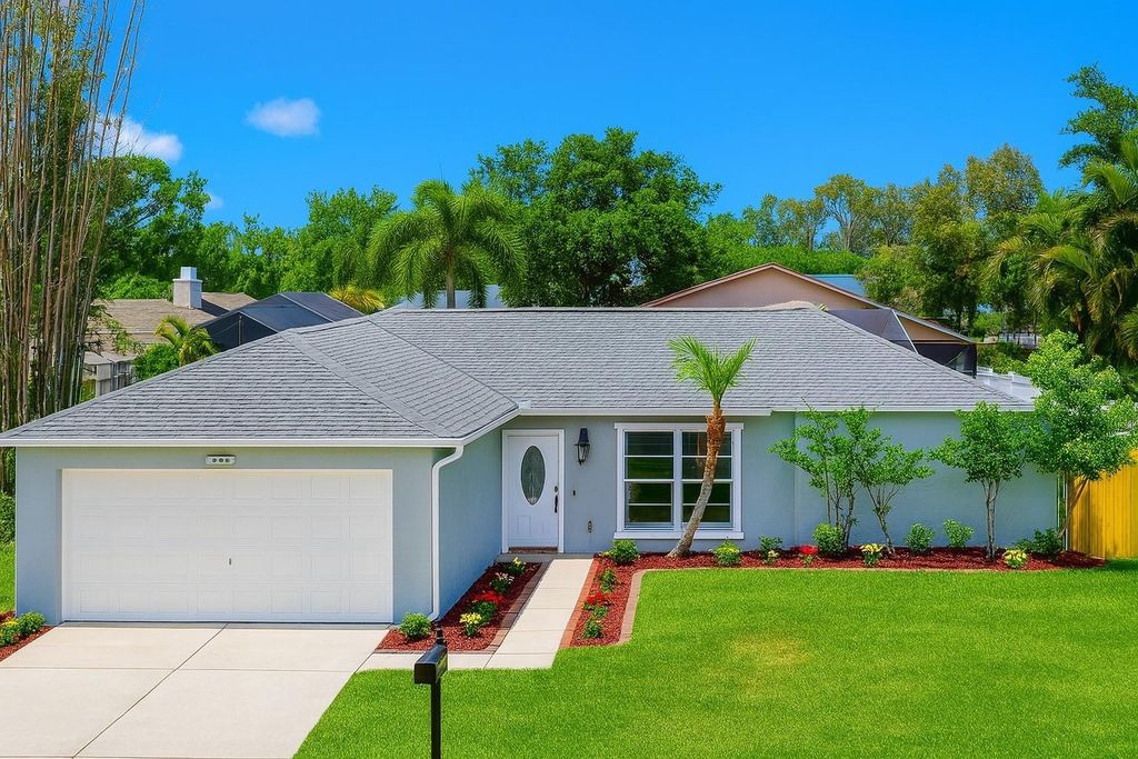 Photo of 4068 Palau Drive, Sarasota, FL 34241 (MLS # N6138294)