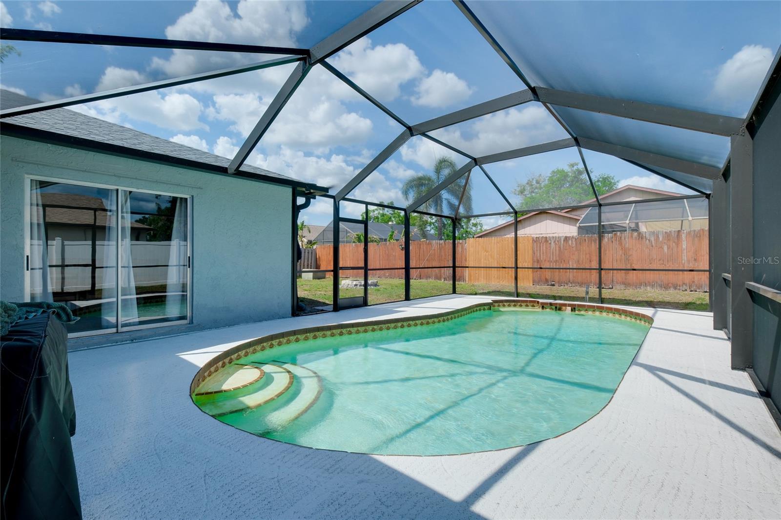 LAKE SARASOTA - Residential