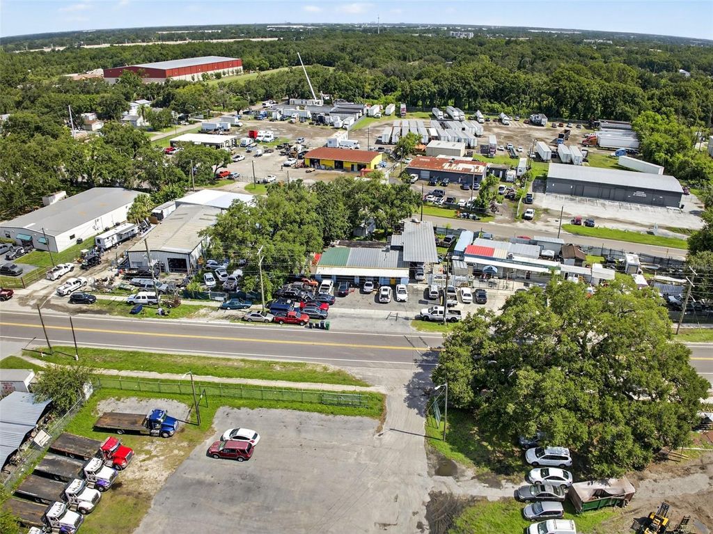 Photo of 6220 E Broadway Avenue, Tampa, FL 33619 (MLS # TB8400474)