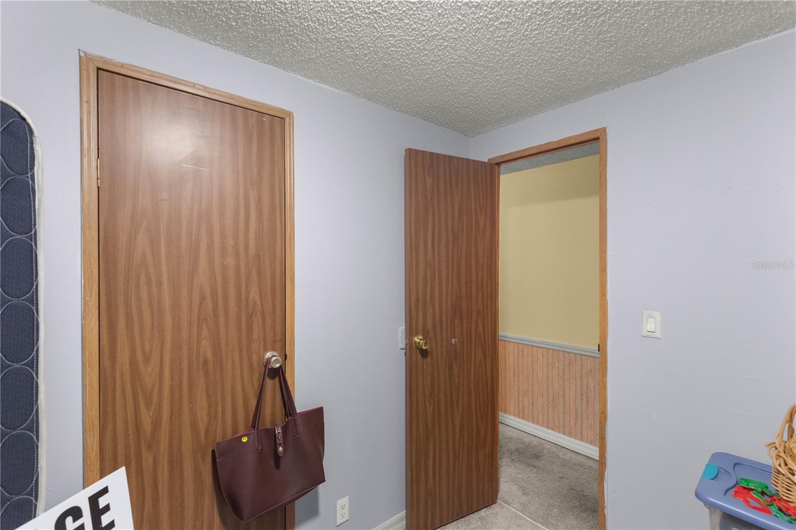 GIF CLARK GRANT - Residential