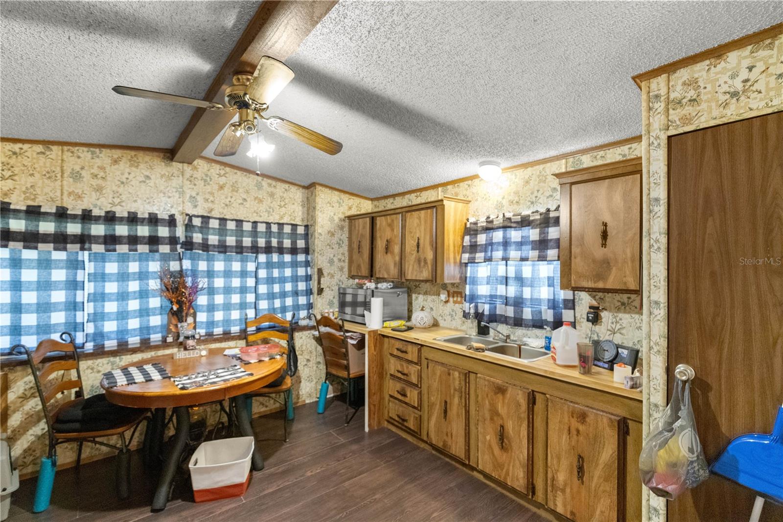 GIF CLARK GRANT - Residential