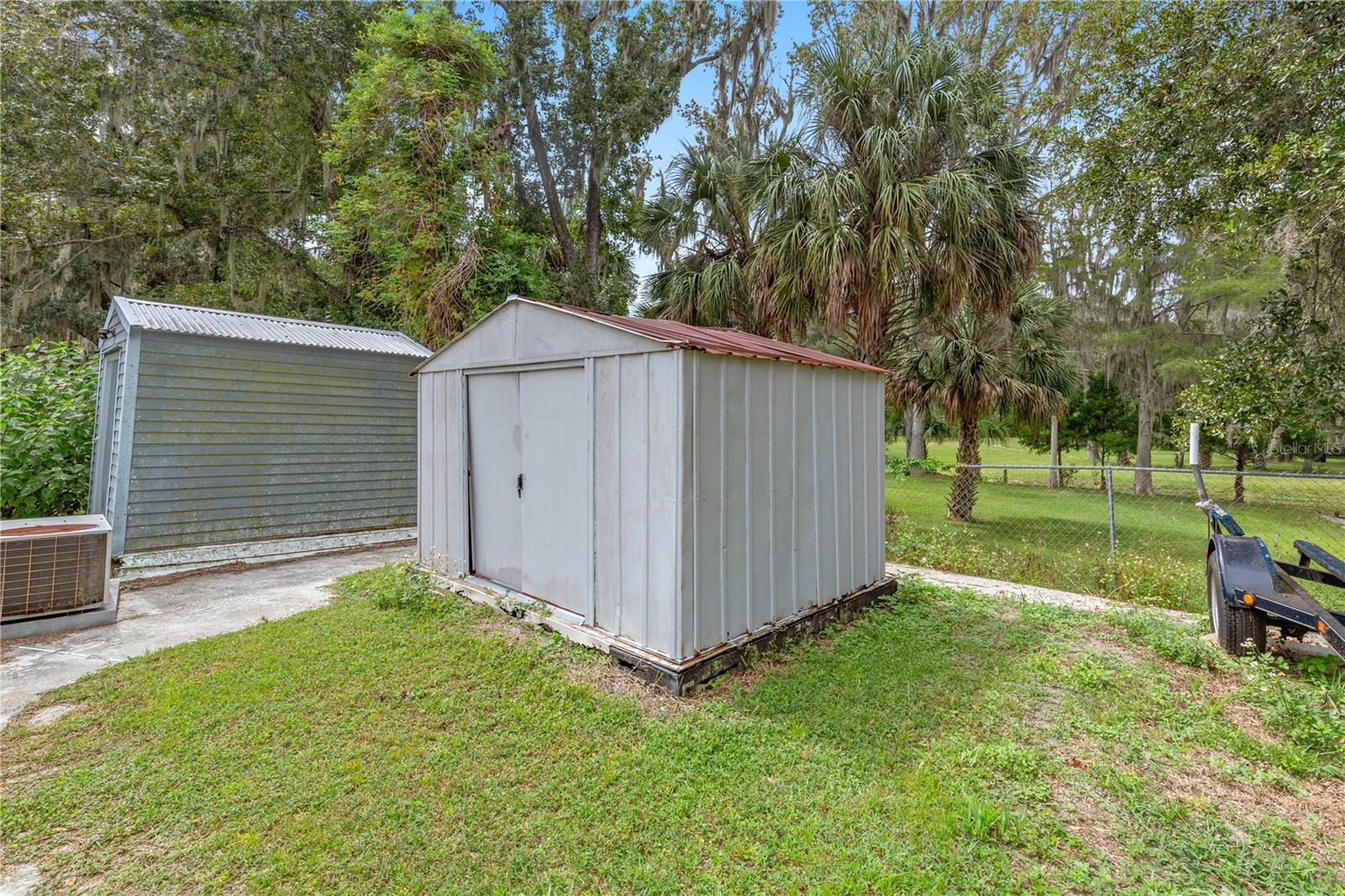 GIF CLARK GRANT - Residential