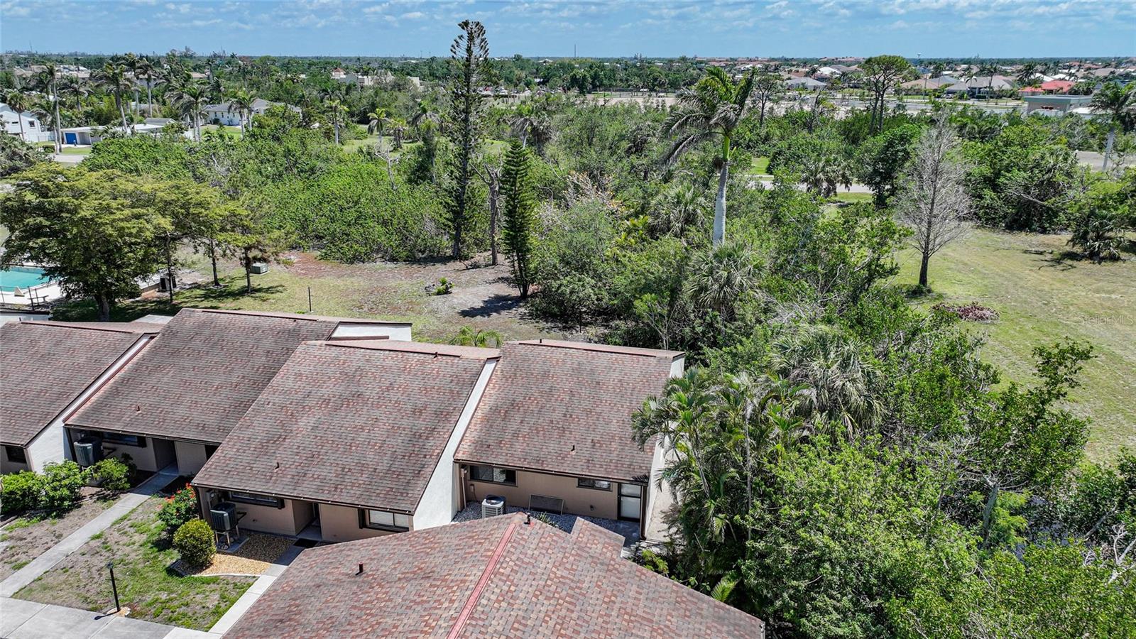 WHISPERING PINES CLUB - Residential