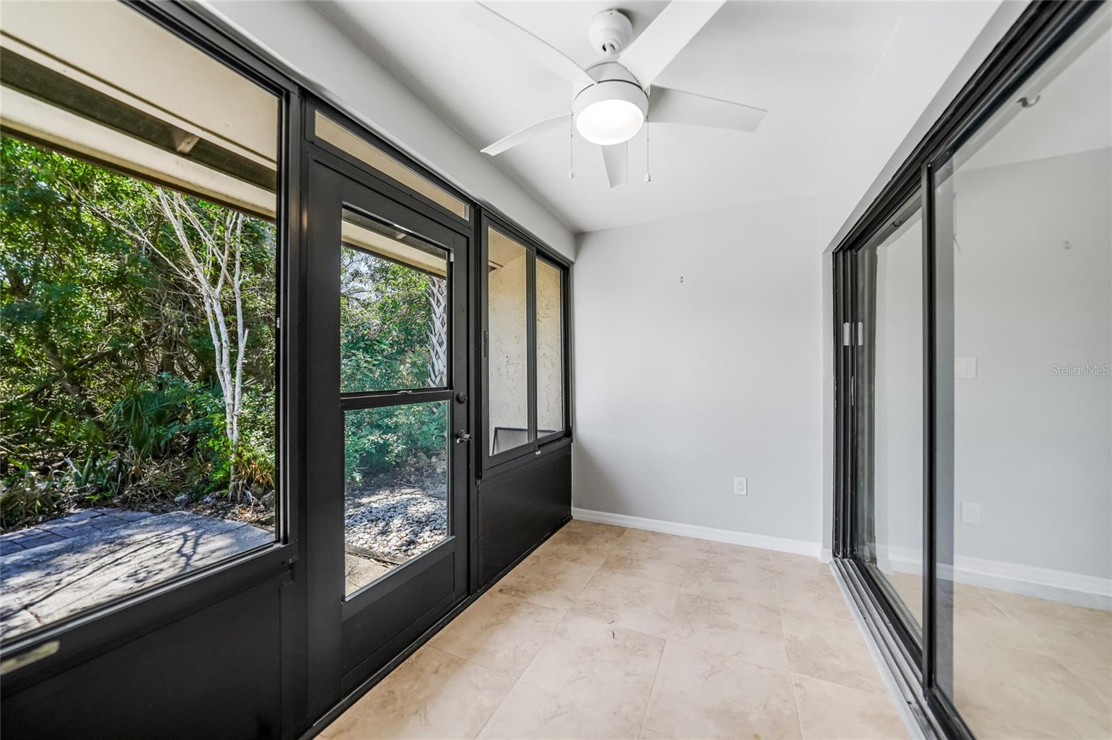 WHISPERING PINES CLUB - Residential