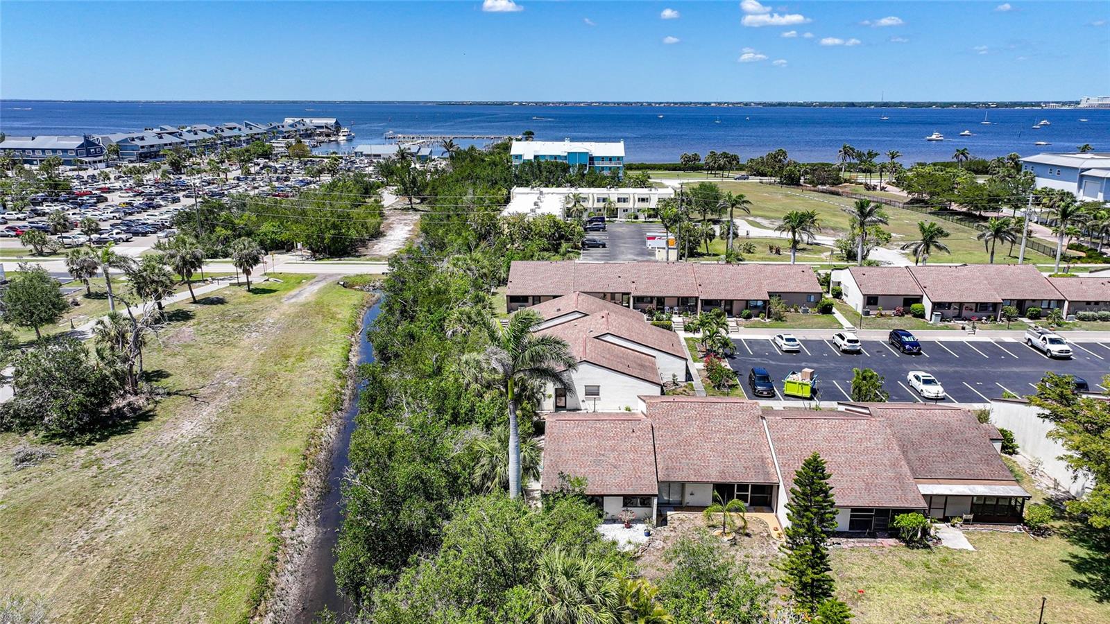 WHISPERING PINES CLUB - Residential