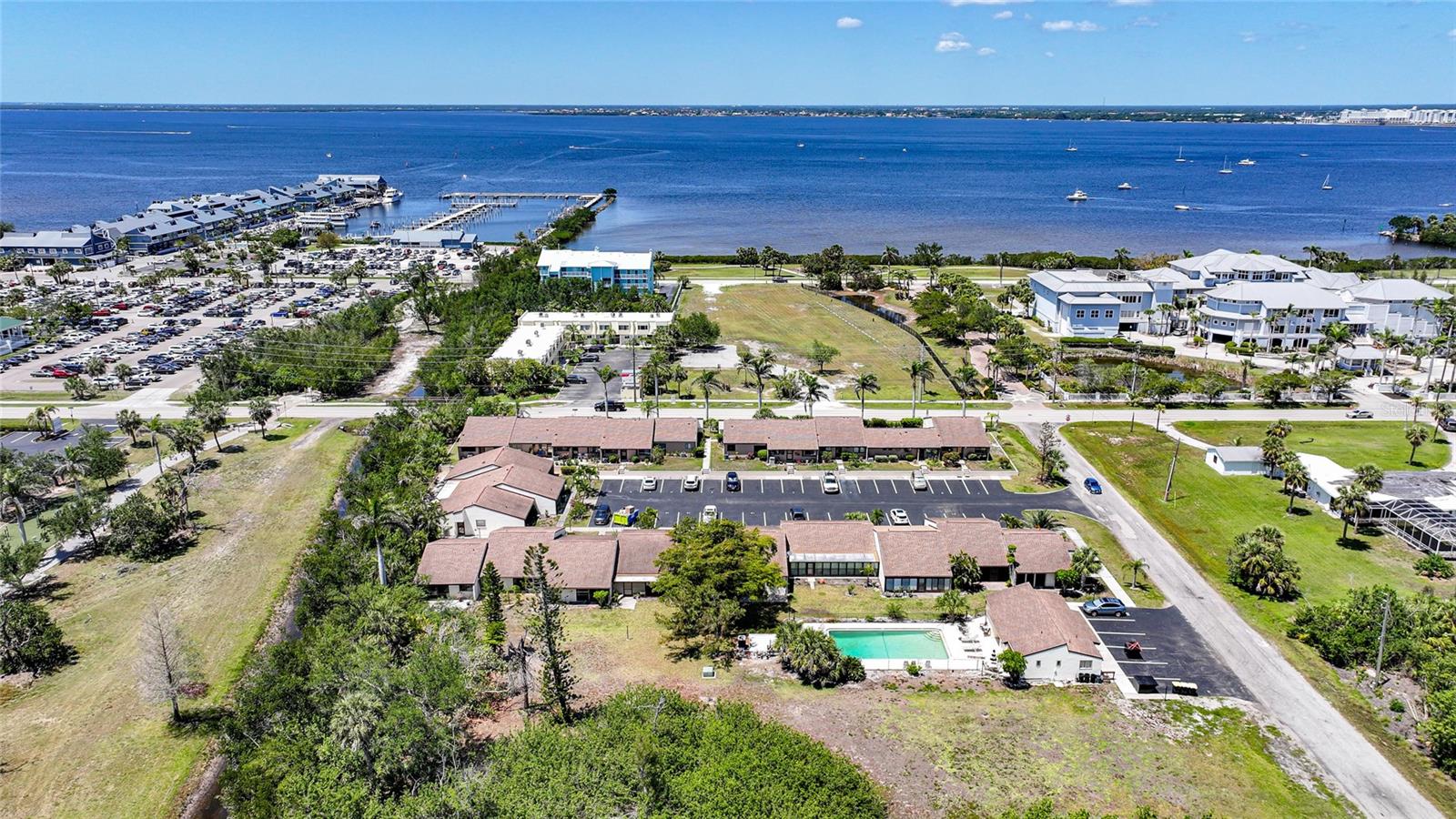 WHISPERING PINES CLUB - Residential