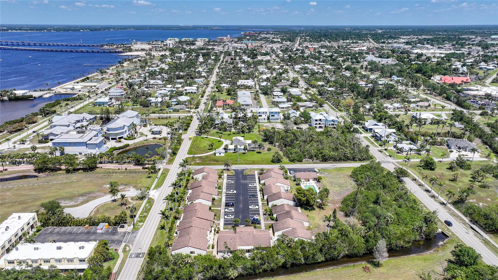 WHISPERING PINES CLUB - Residential