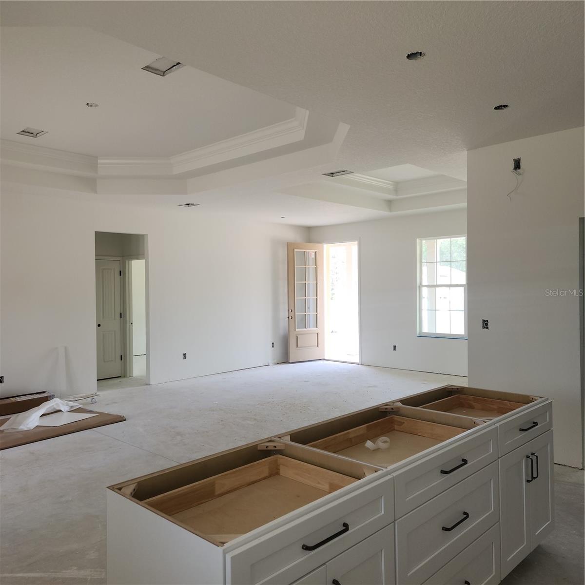 ROYAL HIGHLANDS - Residential