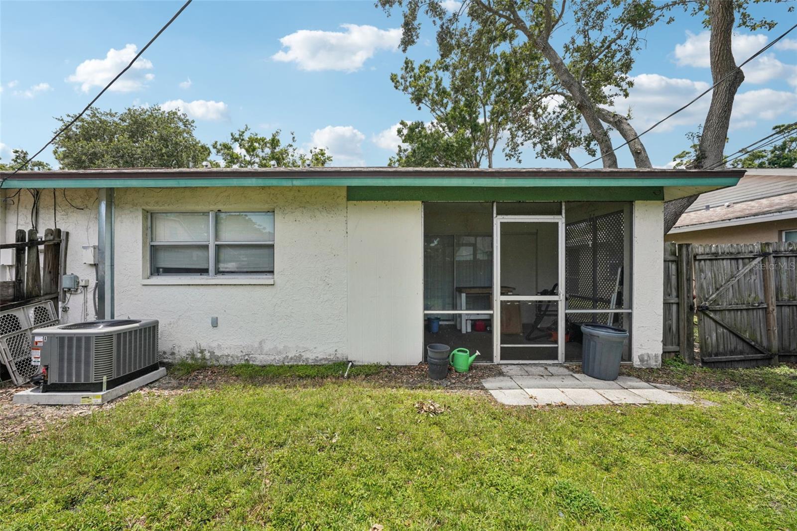 SAWGRASS ACRES SUB - Residential Income