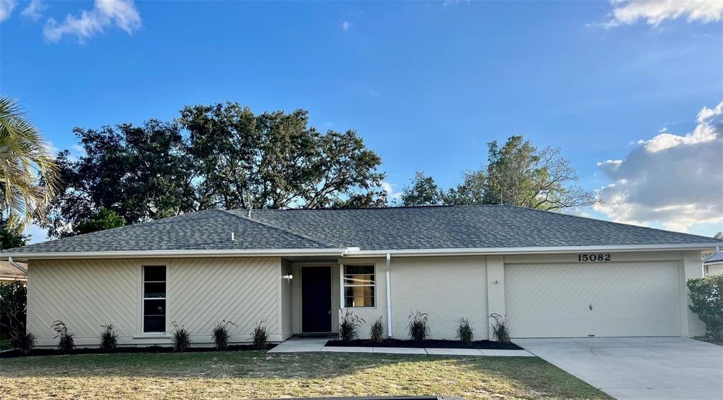 Photo of 15082 SW 38th Circle, Ocala, FL 34473 (MLS # OM725612)