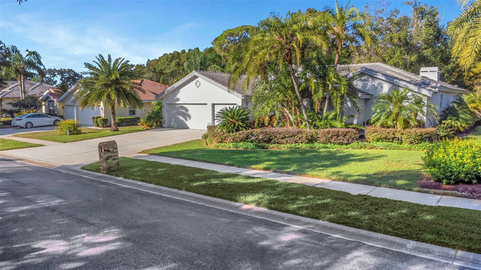 CRESCENT OAKS COUNTRY CLUB KINGSBURY PH 2 - Residential